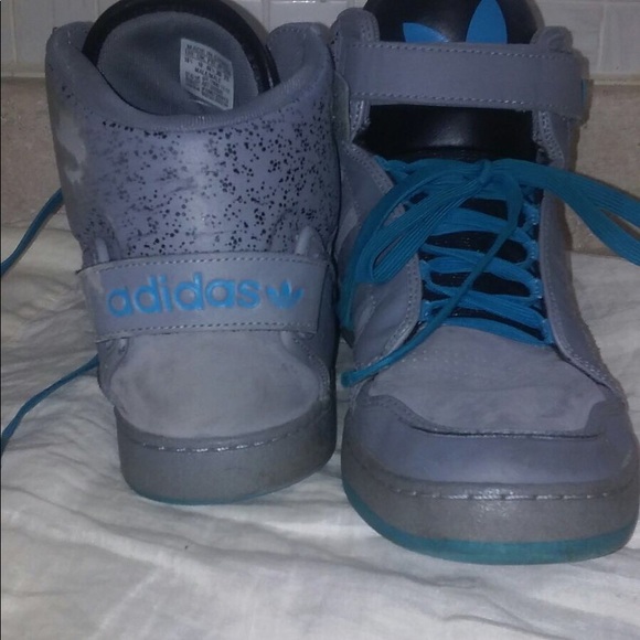 Size 10.5 Grey and Blue Adidas - Picture 3 of 3